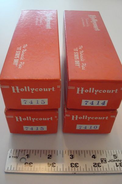 File:HollycourtBoxEnds.JPG