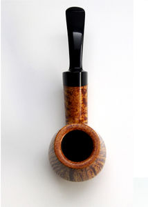 High-grade Joura pipes from a recent catalog. Photo by Peter Frey: http://www.rehprodukt.de