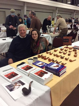 Rick Newcombe and Coco Joura at the 2015 Chicago Pipe Show with Joura pipes displayed on the table