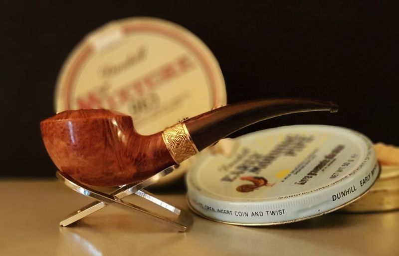 File:Dunhill amber root unique piece.jpg
