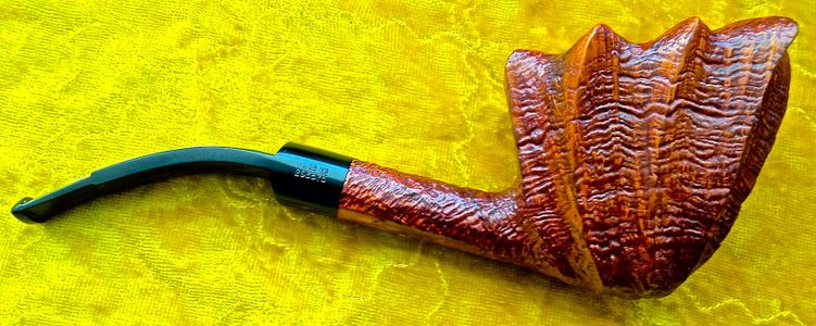 A Charatan Freehand sandblast from the period after Dunhill acquired the company, courtesy of Mike Ahmadi