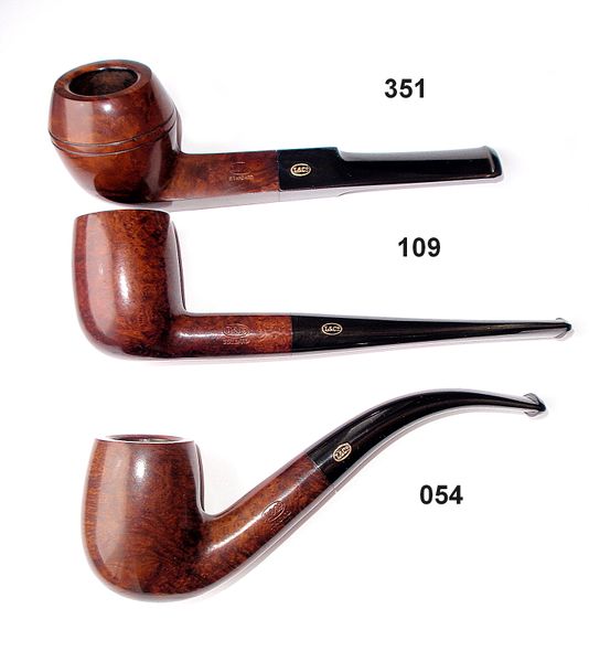 File:Loewe pipes - 3.JPG