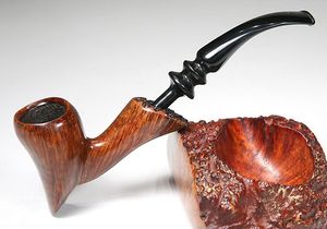 Photo of freehand said Keyer's Select, Denmark, likely made by Karl Erik