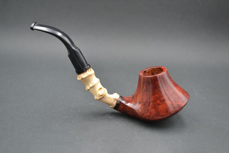 File:Smooth-volcano-21116-zissis-tobacco-pipes.jpg